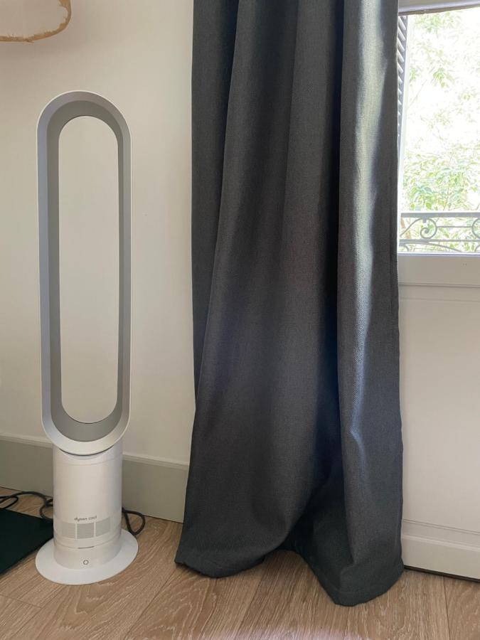 Nimes , Appartement Renove Dans Immeuble Classe. Kültér fotó